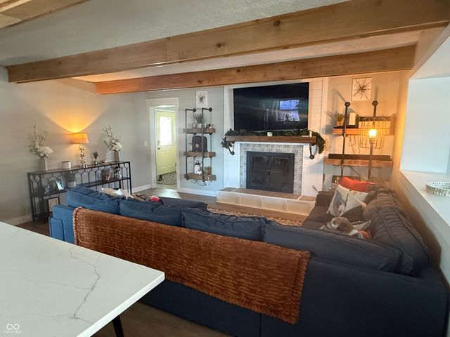 135 W Loretta Drive, Indianapolis, IN 46217