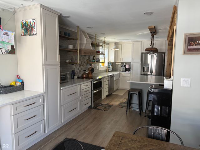 135 W Loretta Drive, Indianapolis, IN 46217