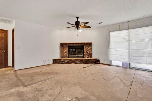 18588 Kamana, Apple Valley, CA 92307