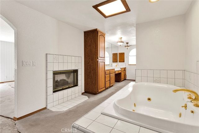 18588 Kamana, Apple Valley, CA 92307