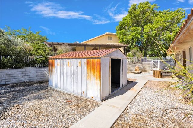 18588 Kamana, Apple Valley, CA 92307