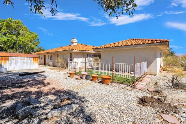 18588 Kamana, Apple Valley, CA 92307