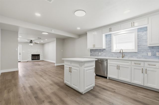 6917 Sheila Lane, Burleson, TX 76028