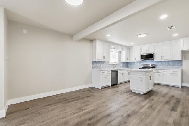 6917 Sheila Lane, Burleson, TX 76028