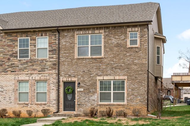 159 Matheson Dr, Clarksville, TN 37043