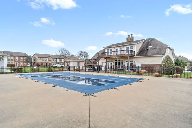 159 Matheson Dr, Clarksville, TN 37043