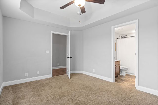 159 Matheson Dr, Clarksville, TN 37043