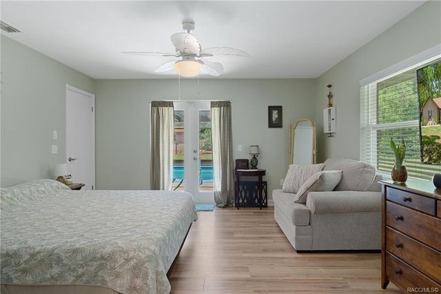 807 W NATIONAL STREET, Hernando, FL 34442