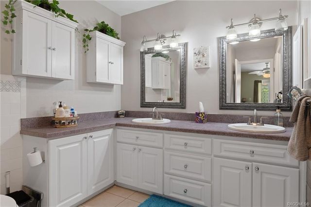 807 W NATIONAL STREET, Hernando, FL 34442