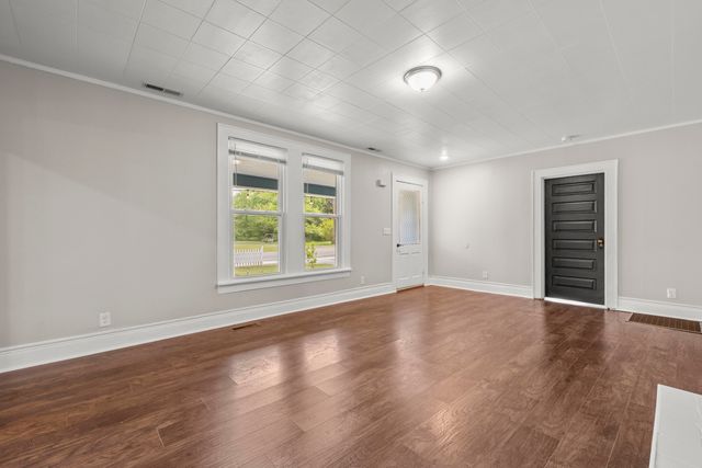 803 Cove Road, Chickamauga, GA 30707