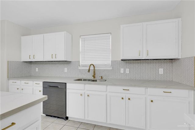 3904 Robin Avenue, Mcallen, TX 78504