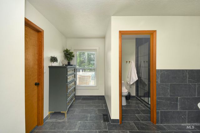 127 Ruth Lane, Nampa, ID 83686