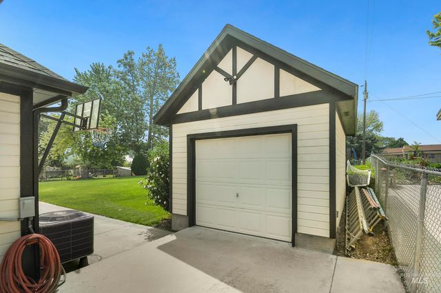 127 Ruth Lane, Nampa, ID 83686