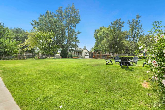127 Ruth Lane, Nampa, ID 83686