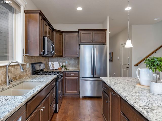 11425 Se FALCO St, Happy Valley, OR 97086