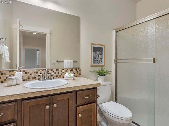 11425 Se FALCO St, Happy Valley, OR 97086