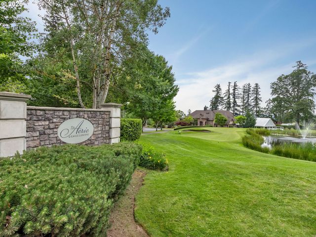 11425 Se FALCO St, Happy Valley, OR 97086
