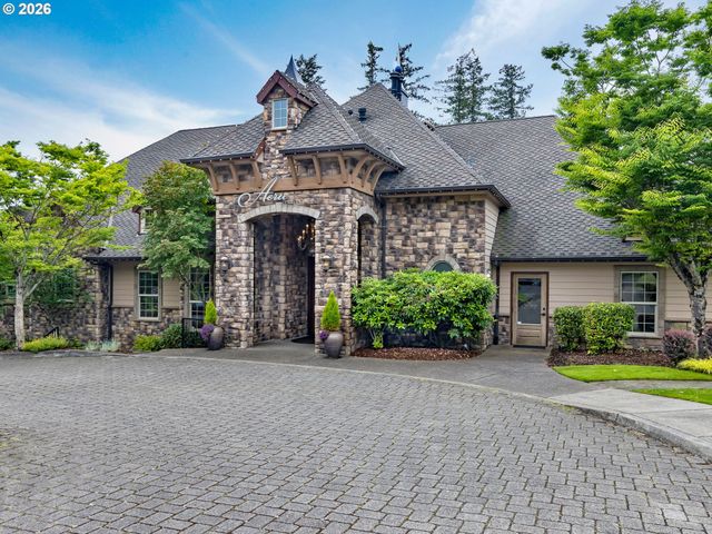 11425 Se FALCO St, Happy Valley, OR 97086