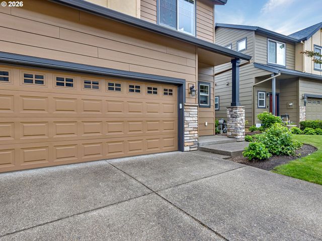 11425 Se FALCO St, Happy Valley, OR 97086