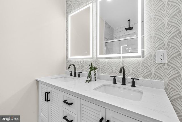 703 NORTHWEST DR, Silver Spring, MD 20901