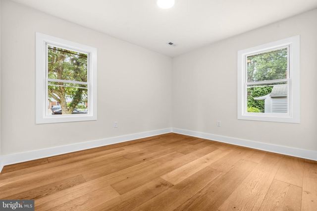 703 NORTHWEST DR, Silver Spring, MD 20901