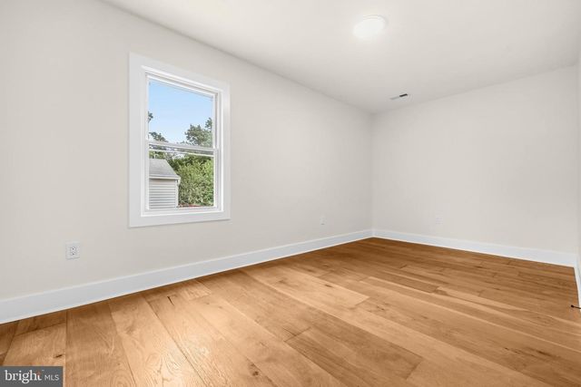 703 NORTHWEST DR, Silver Spring, MD 20901