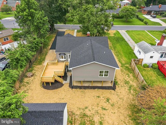 703 NORTHWEST DR, Silver Spring, MD 20901