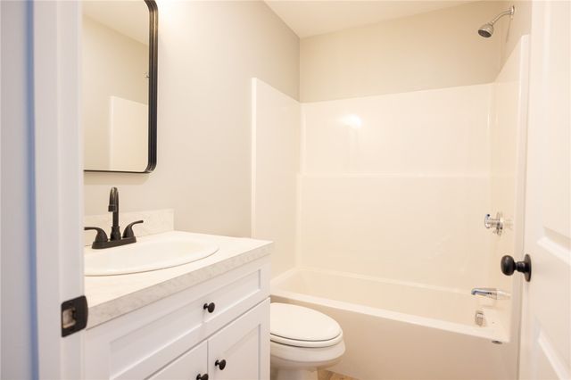 16 Pine Way Boulevard, Coventry, RI 02816