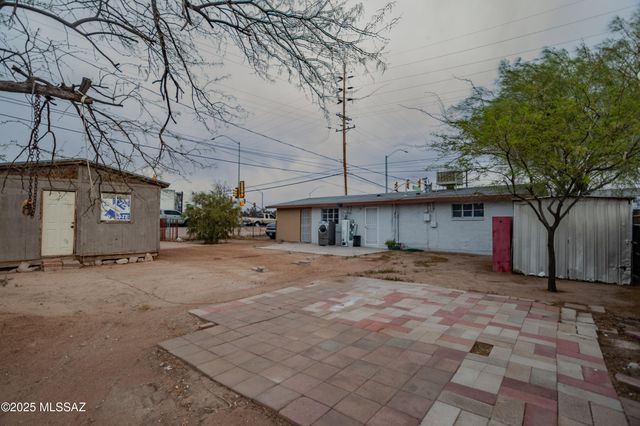 4657 E 29th Street, Tucson, AZ 85711