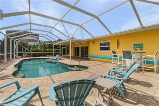 4933 Triton CT W, Cape Coral, FL 33904