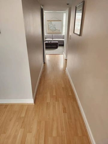 64 Wharf Street J2, Salem, MA 01970