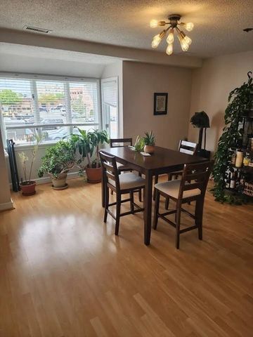 64 Wharf Street J2, Salem, MA 01970