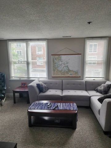 64 Wharf Street J2, Salem, MA 01970