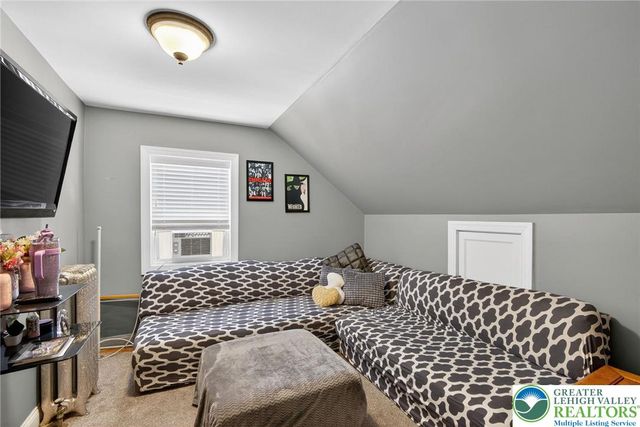 635 5th Avenue, Bethlehem City, PA 18018