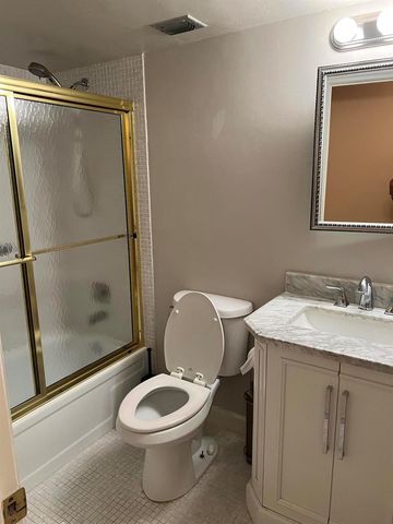203 Suffolk E, Boca Raton, FL 33434