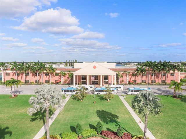 203 Suffolk E, Boca Raton, FL 33434