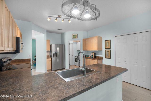 2733 Glenridge Circle, Merritt Island, FL 32953
