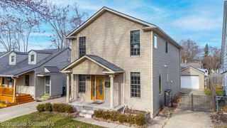 621 DEWEY Street, Royal Oak, MI 48067