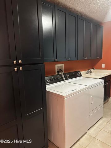 9155 Oak Ridge Plantation Drive SW, Calabash, NC 28467