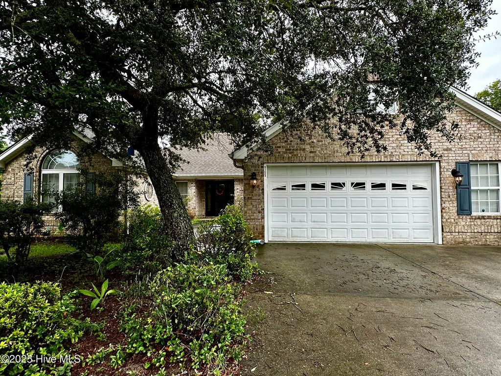 9155 Oak Ridge Plantation Drive SW, Calabash, NC 28467