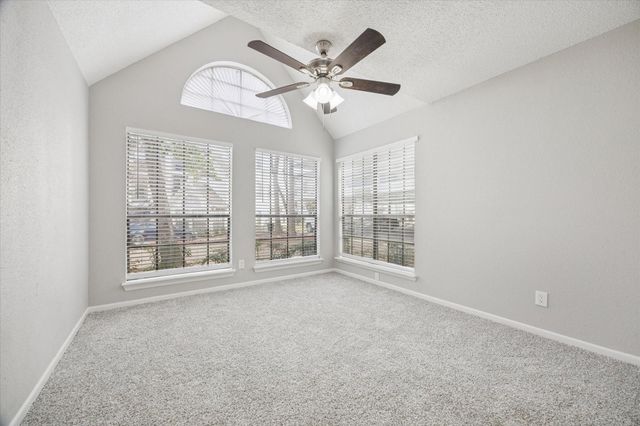 1710 W T C Jester Boulevard 2119, Houston, TX 77008