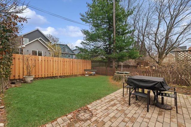 1203 Florence Avenue, Evanston, IL 60202