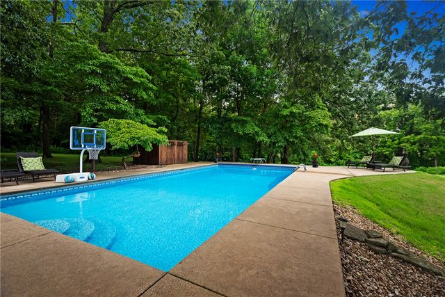 3937 Savannah Drive, Harrison, AR 72601