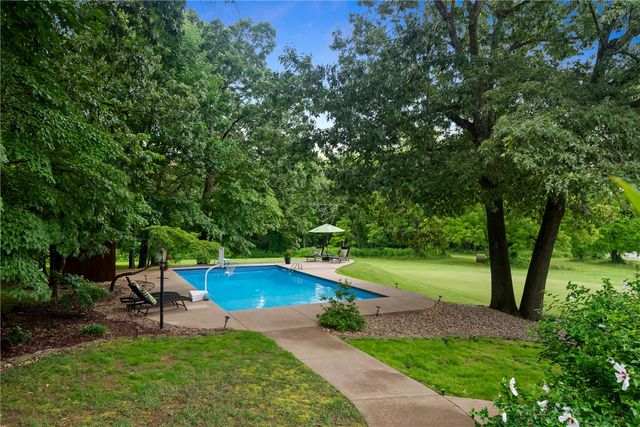3937 Savannah Drive, Harrison, AR 72601