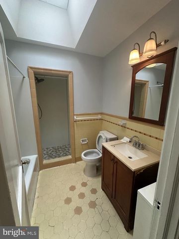 3342 LONGSHORE AVE, Philadelphia, PA 19149