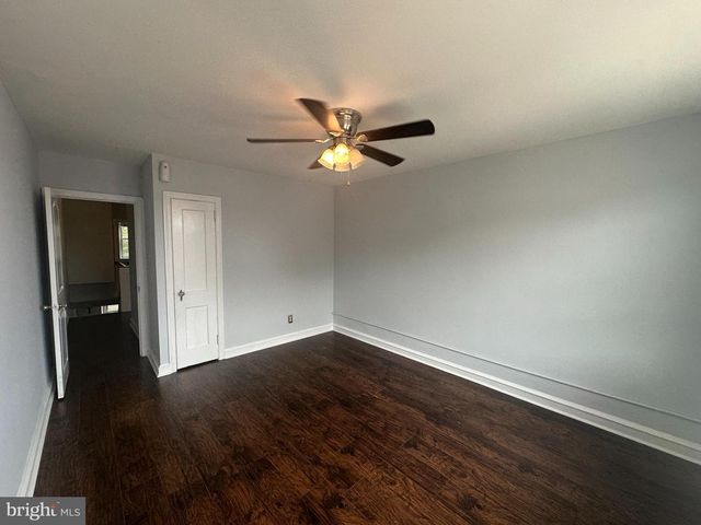 3342 LONGSHORE AVE, Philadelphia, PA 19149