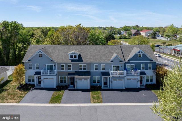 4 BLUEFIN CT, Ocean View, DE 19970