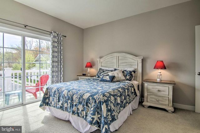 4 BLUEFIN CT, Ocean View, DE 19970