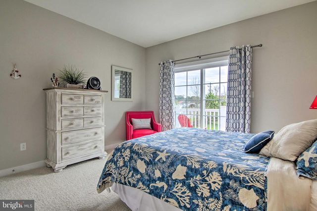 4 BLUEFIN CT, Ocean View, DE 19970
