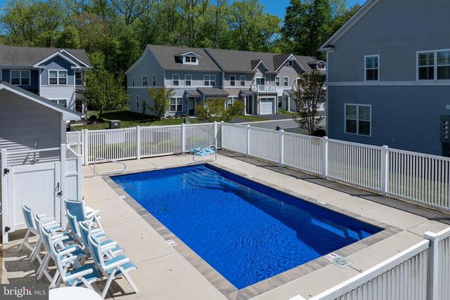 4 BLUEFIN CT, Ocean View, DE 19970